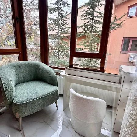 Lux New 2 Bedroom 7 Stars *