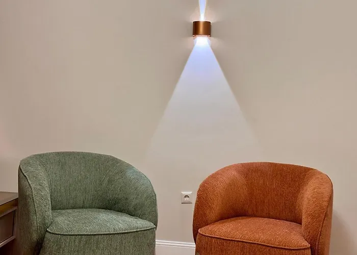 Lux New 2 Bedroom 7 Stars *