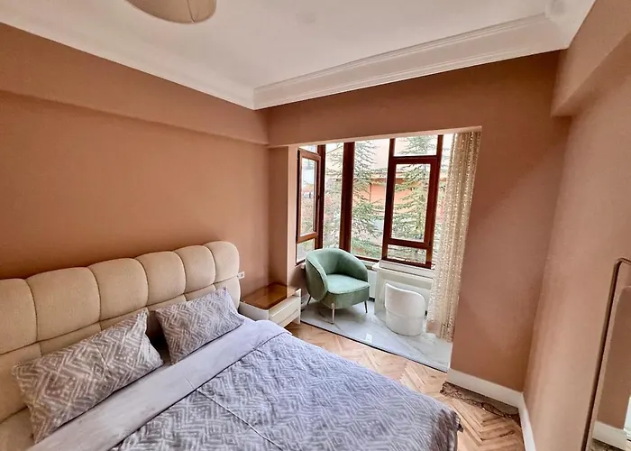 Lux New 2 Bedroom 7 Stars