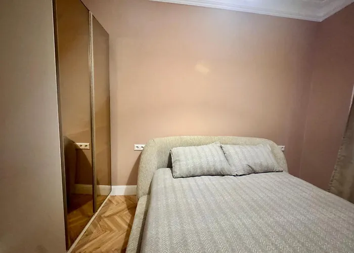 Lux New 2 Bedroom 7 Stars