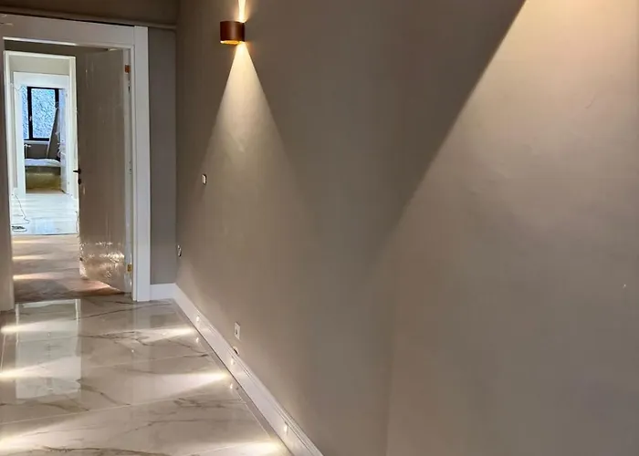 Lux New 2 Bedroom 7 Stars