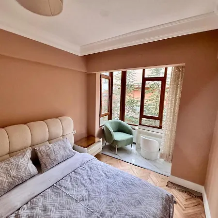 Lux New 2 Bedroom 7 Stars